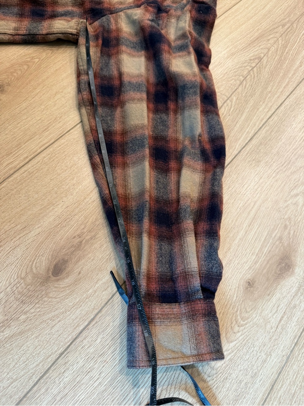 Pendleton 100% Wool Plaid Shirt in Brown & Cream men’s outdoor shirt - Picture 7 of 7